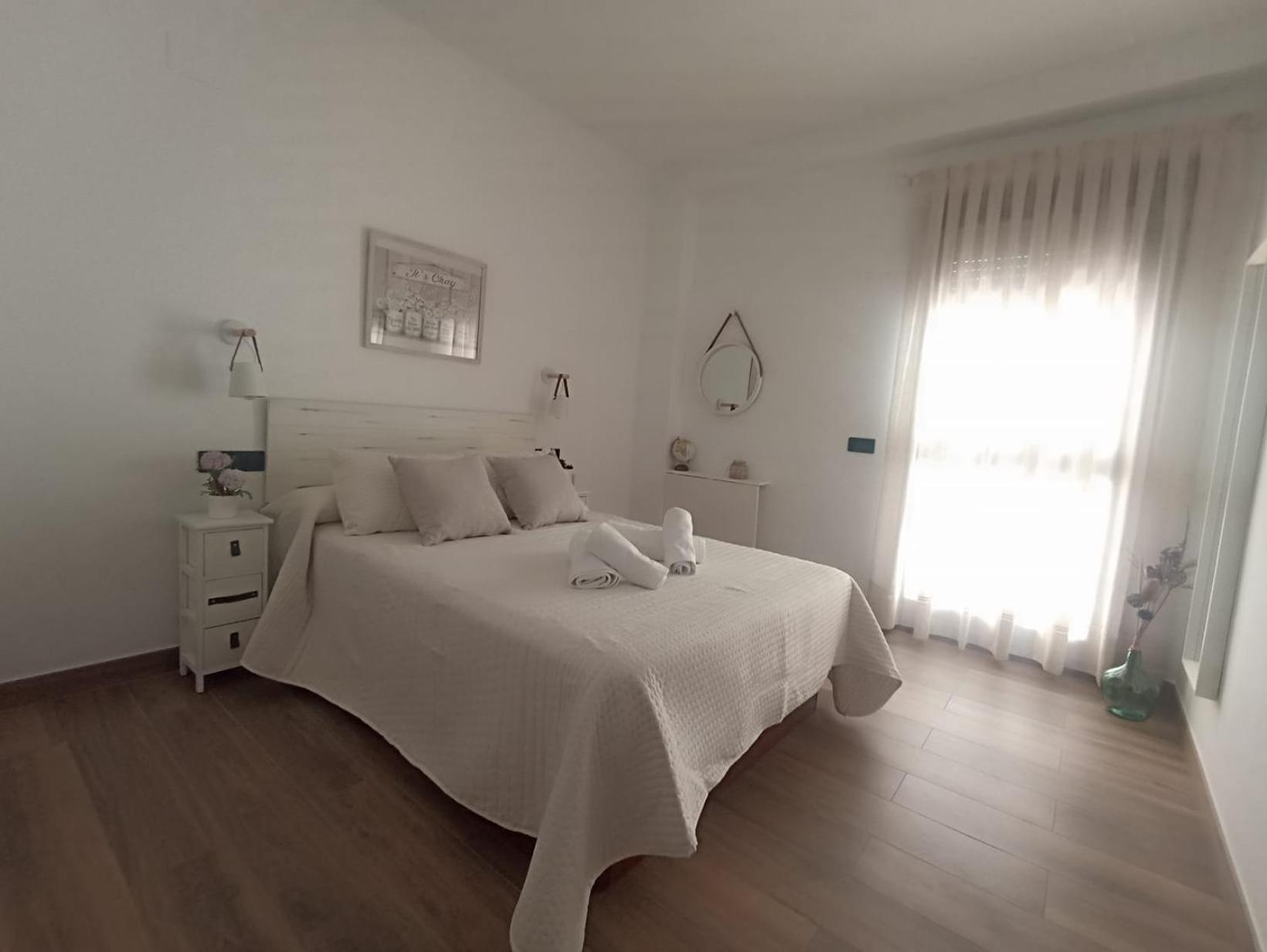 Apartamento Nuevo Centrico Con Aparcamiento Privado Incluido Алькала-де-Гвадаира Экстерьер фото